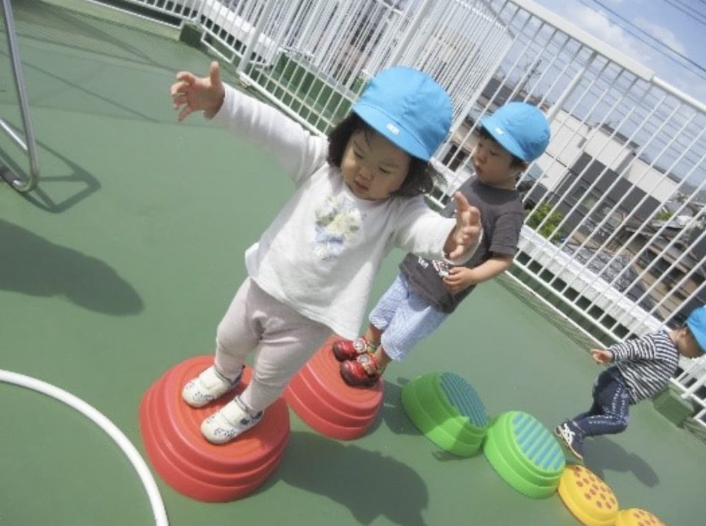 屋上遊びの様子